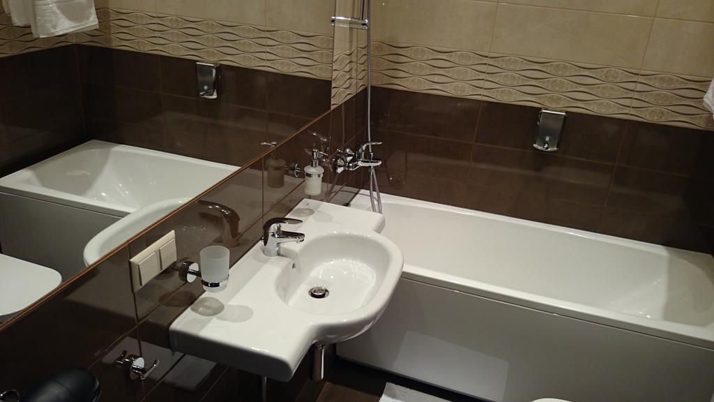 Katrin Apartments ยูร์มาลา ห้อง รูปภาพ